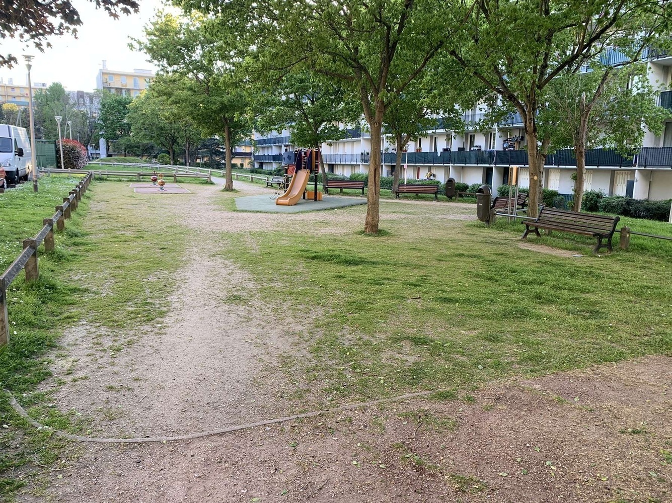Image média: Projet N°22 : Terrain de football "synthétique" à Europe
