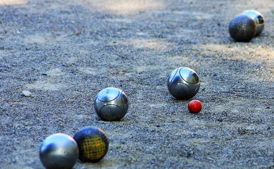 Image média: 10 - Créer un terrain de pétanque au parc Raspail