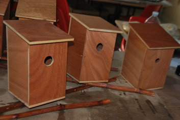 Ateliers de construction de nichoirs, maison à hérisson, abris à insectes ......