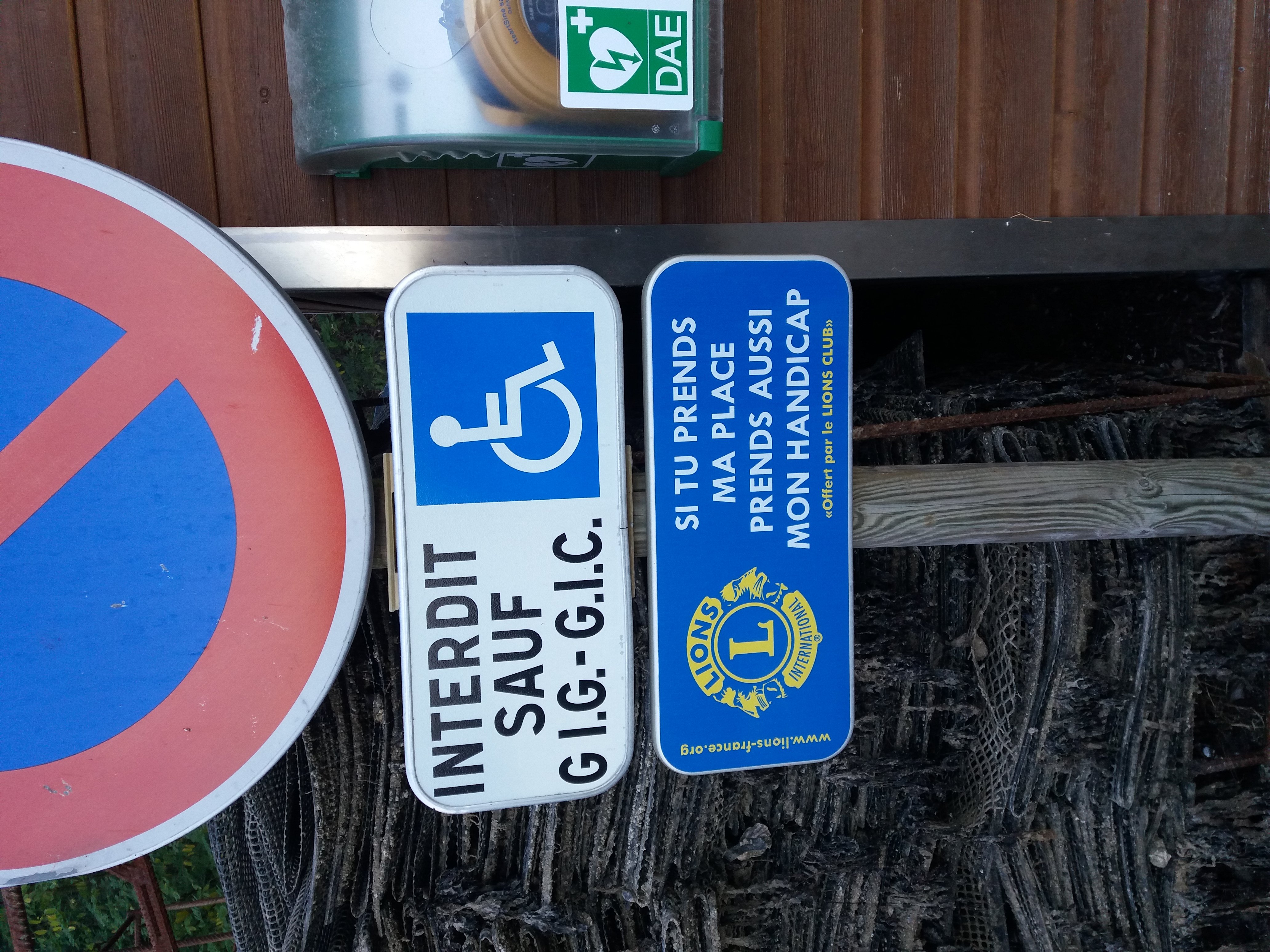 Image média: PANNEAU HANDICAP - Si tu prends ma place prends aussi mon handicap