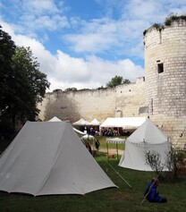 Village historique et pedagogique.JPG