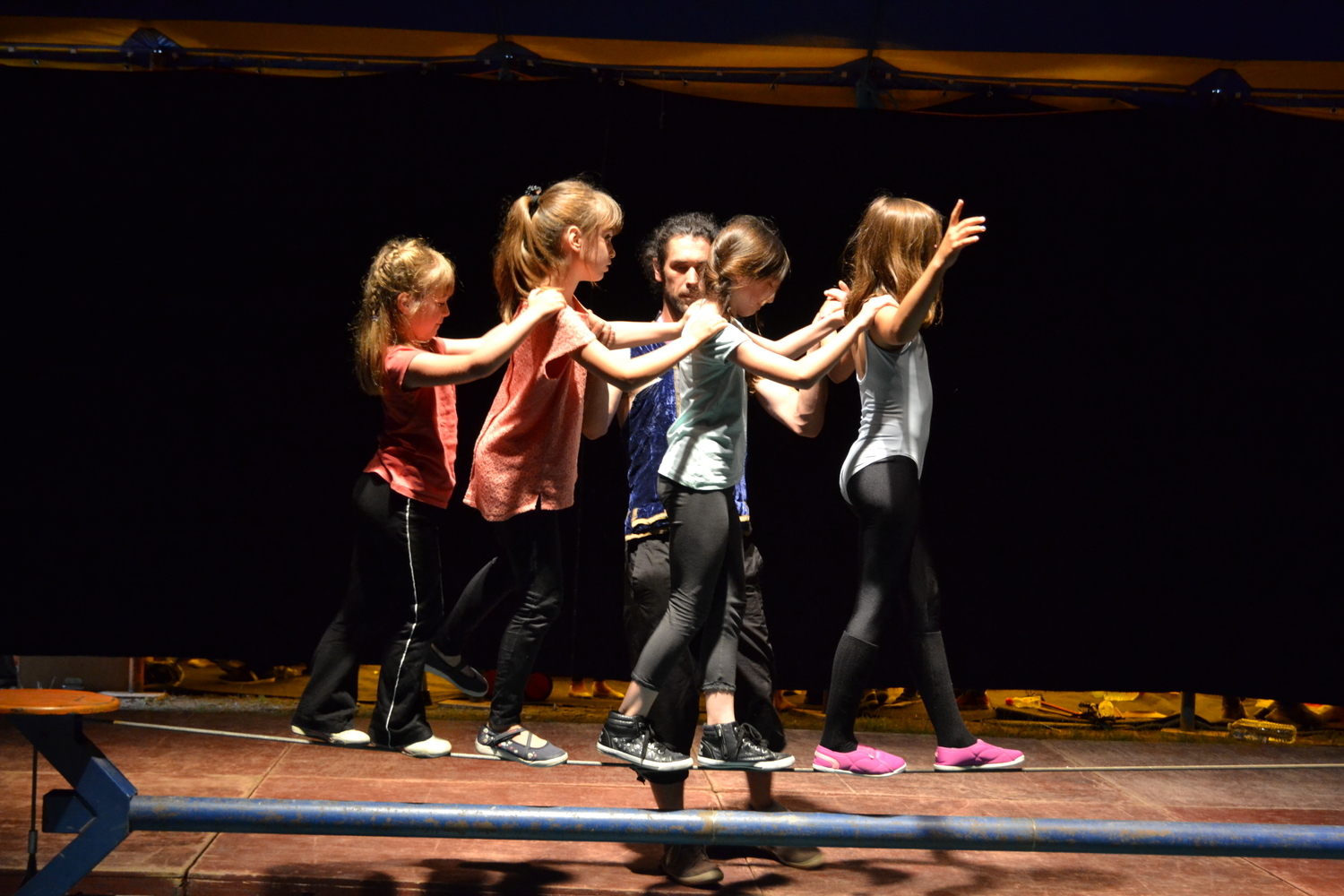 Image média: Achat d'un nouveau chapiteau pour projet d'éductation populaire