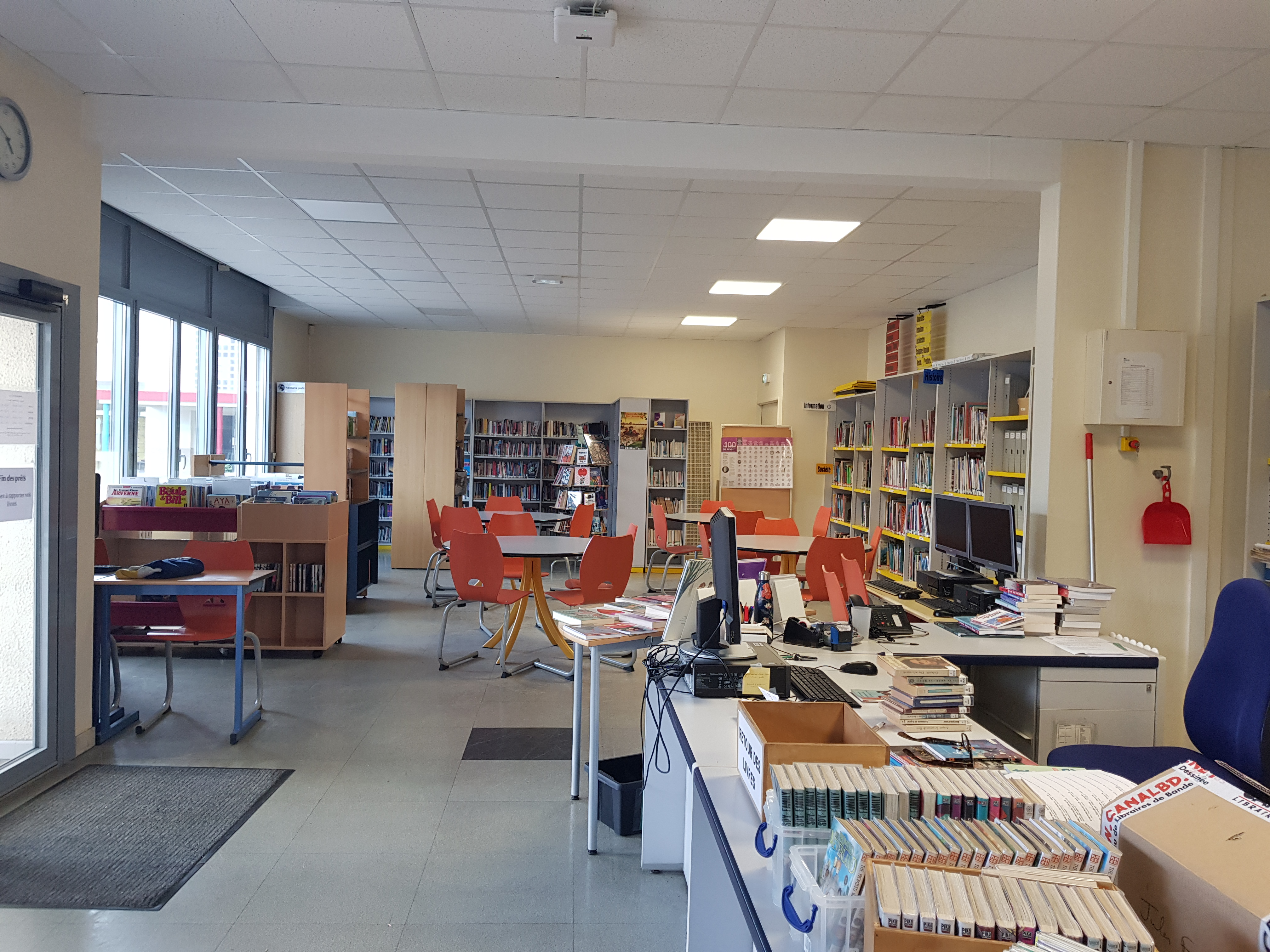 Image média: Aménagement d'un espace collaboratif au CDI