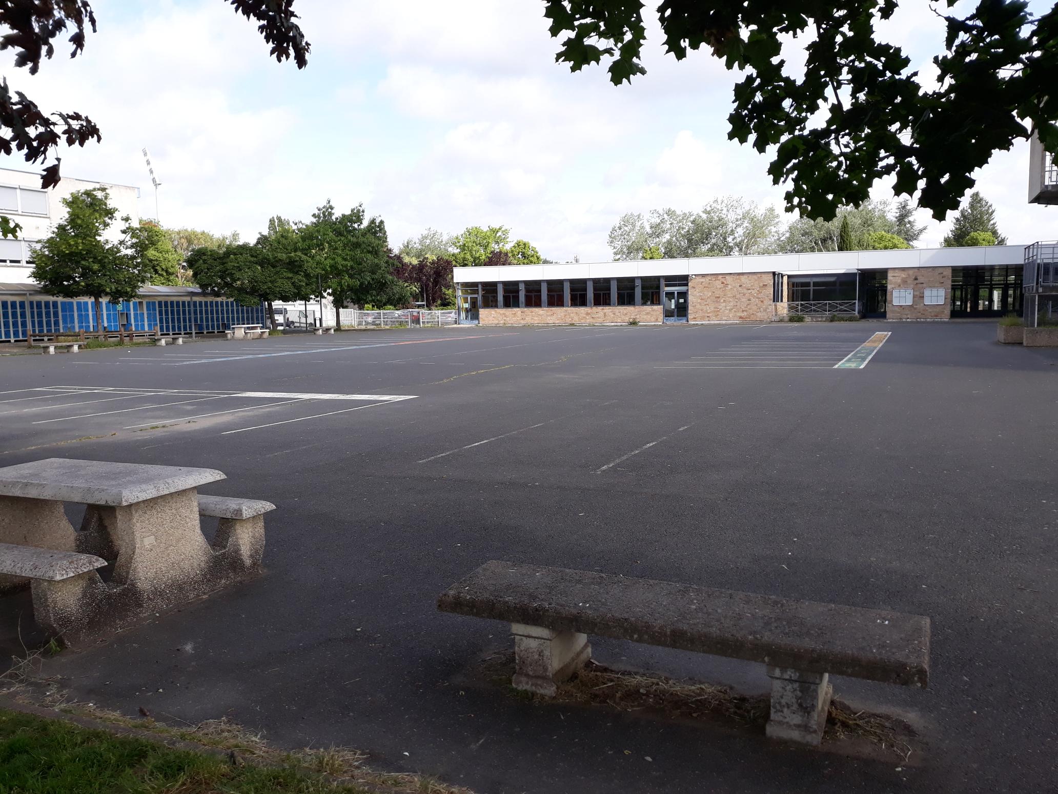 Image média: Bonne santé et bien-être au collège Pierre Corneille de Tours gid://development-app/Decidim::Hashtag/86/ODD3 des nations unies