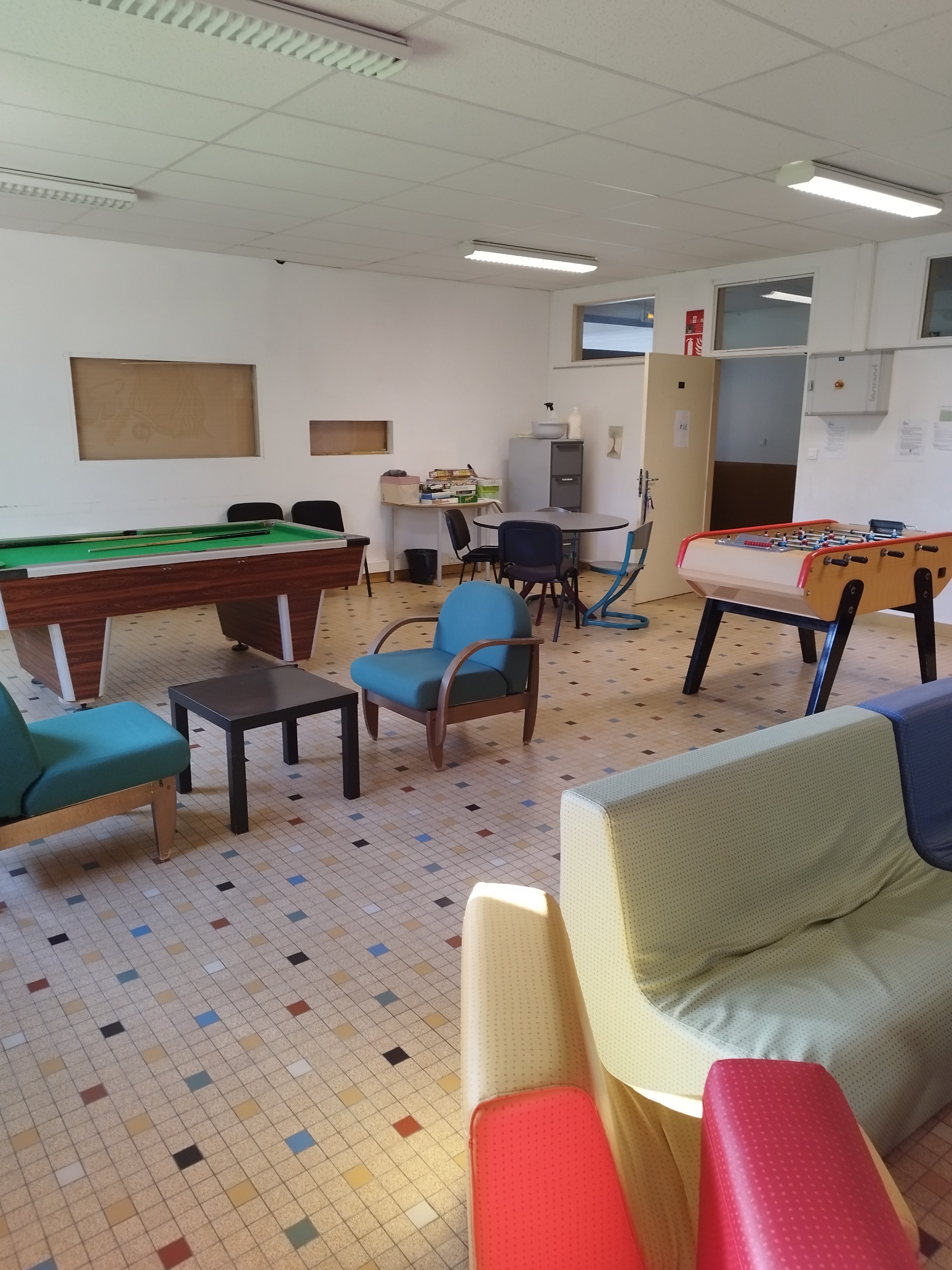 Image média: Réaménagement du foyer des élèves